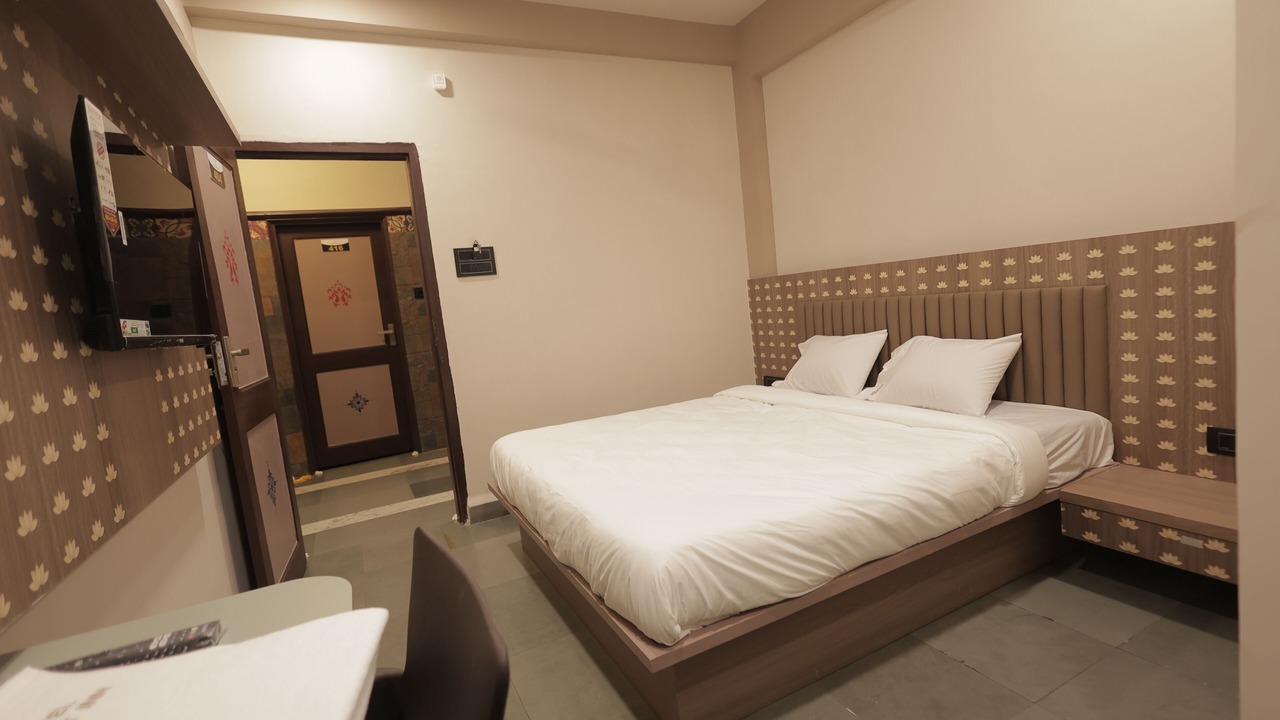 Photo of Bedroom in Valsad