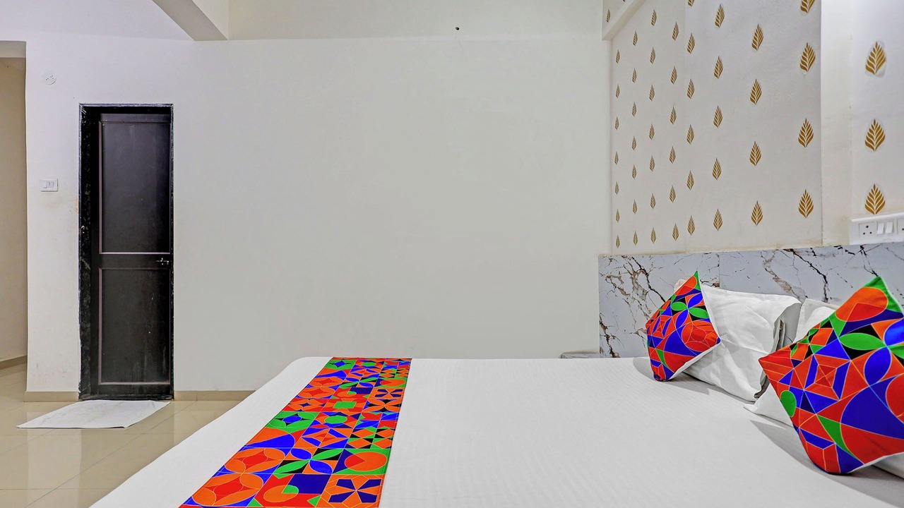Photo of Bedroom in Thergaon