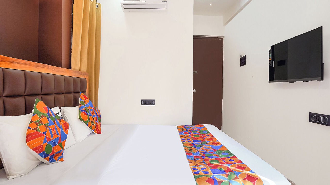 Photo of Bedroom in Hadapsar