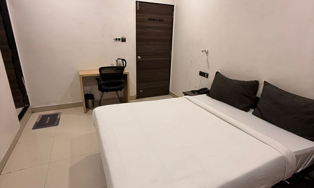 Photo of Bedroom in Udhna