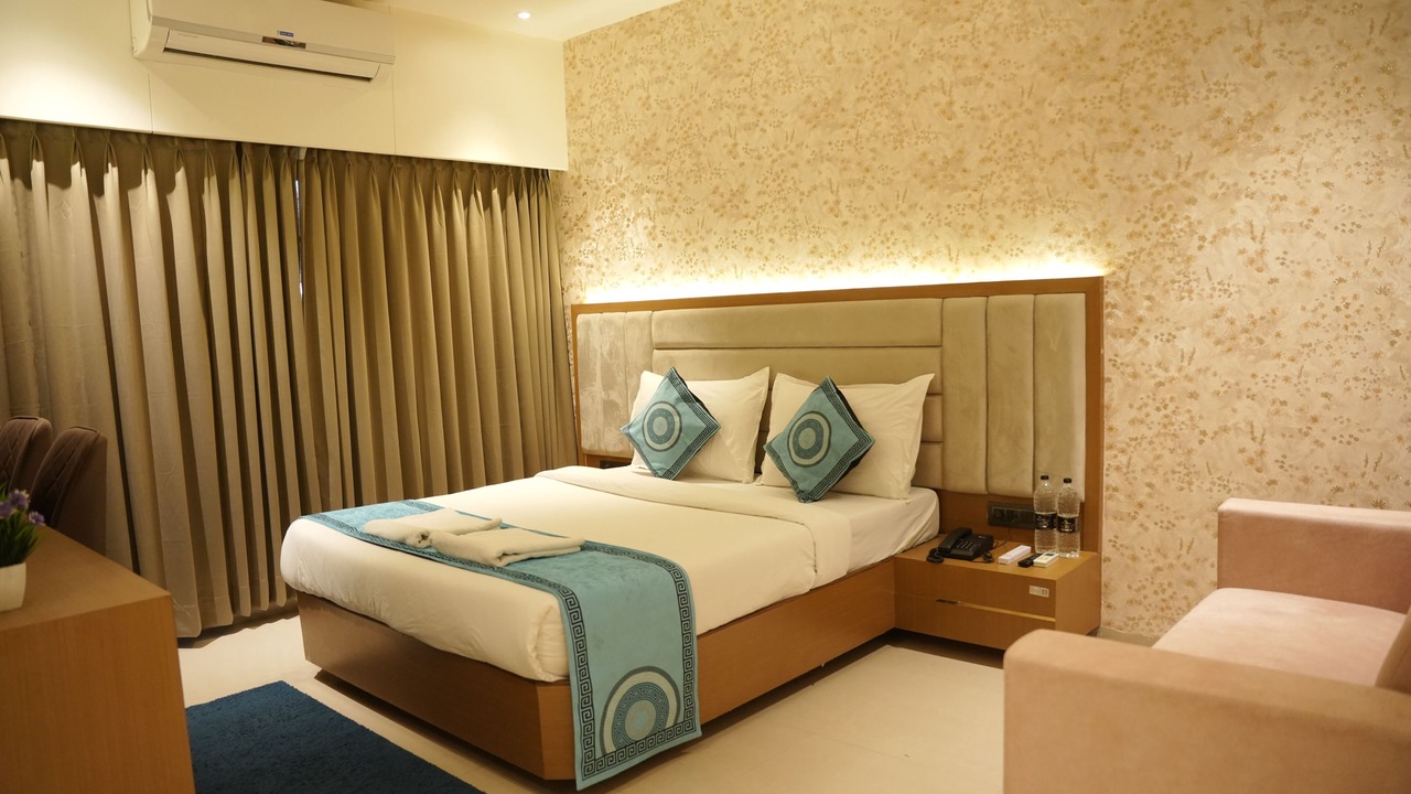 Photo of Bedroom in Shirdi