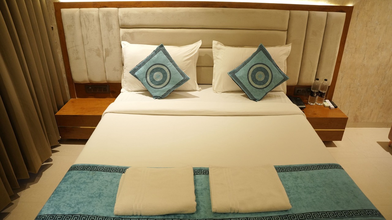 Photo of Bedroom in Shirdi