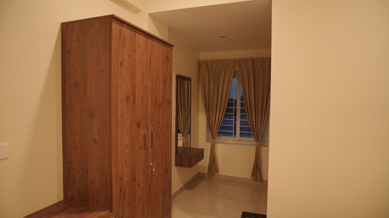 Photo of Bedroom in Radhapuram