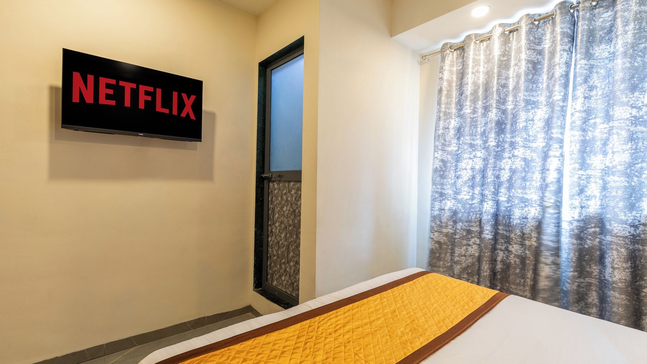 Photo of Bedroom in Juhu