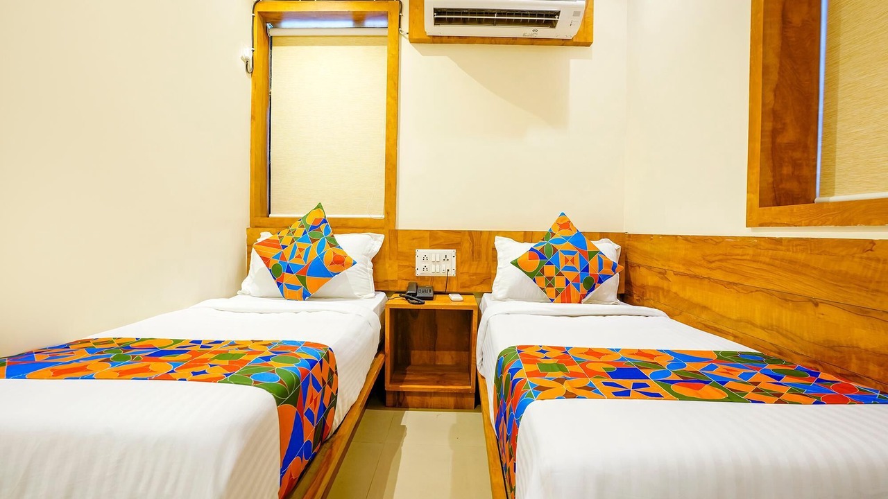 Photo of Bedroom in Prabhadevi