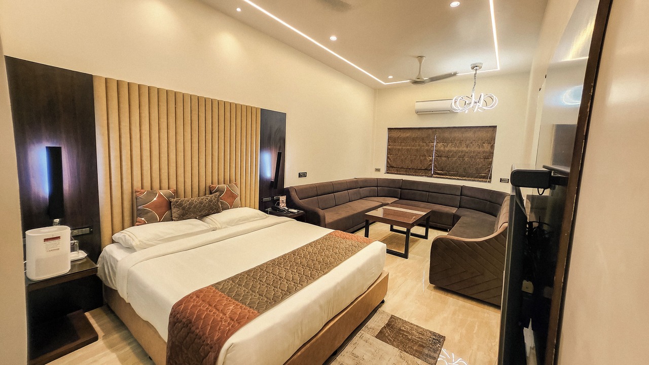 Photo of Bedroom in Jalgaon