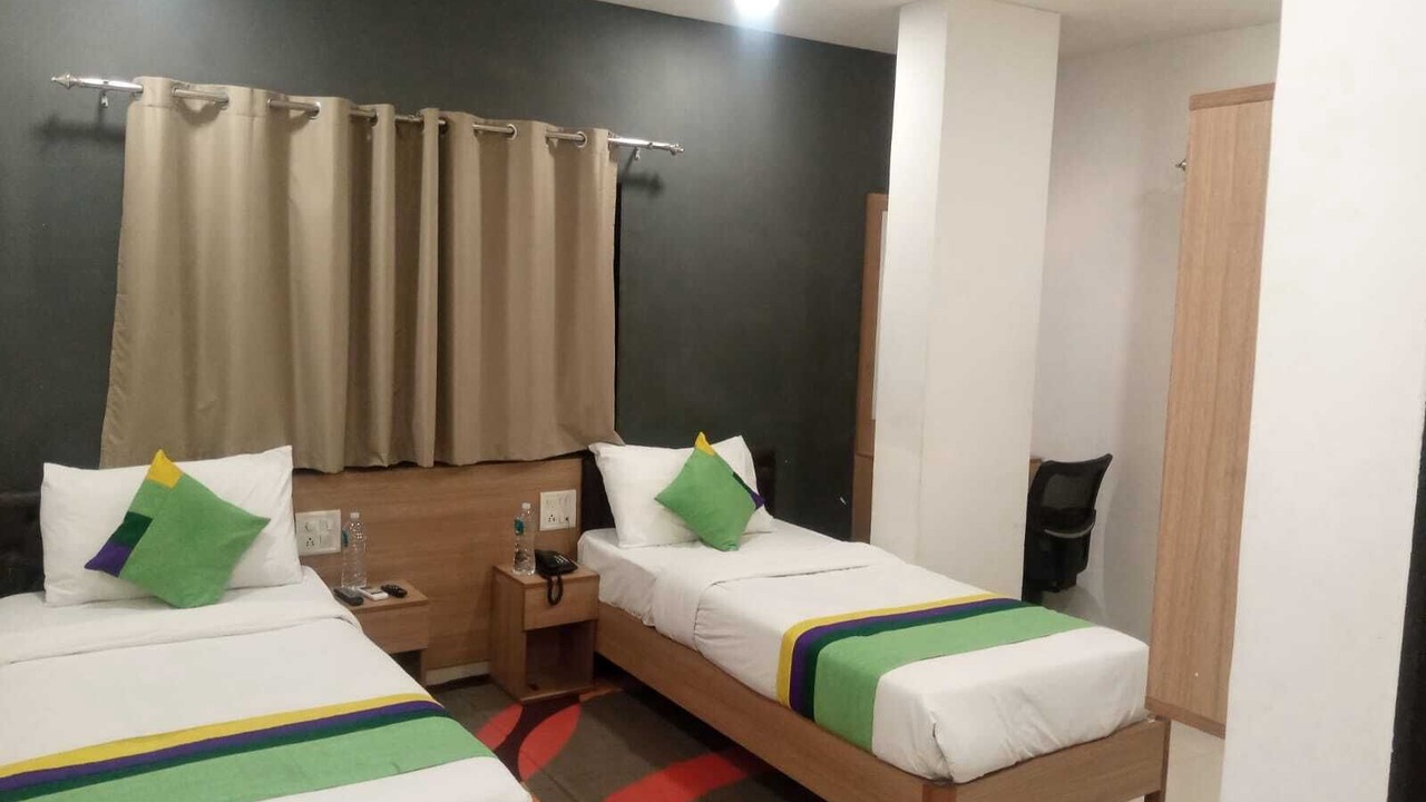 Photo of Bedroom in Surat