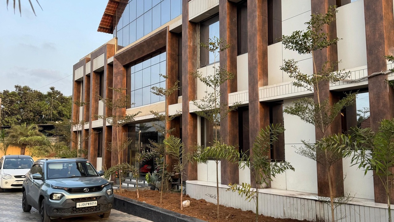 Photo of Outdoor in Pardi