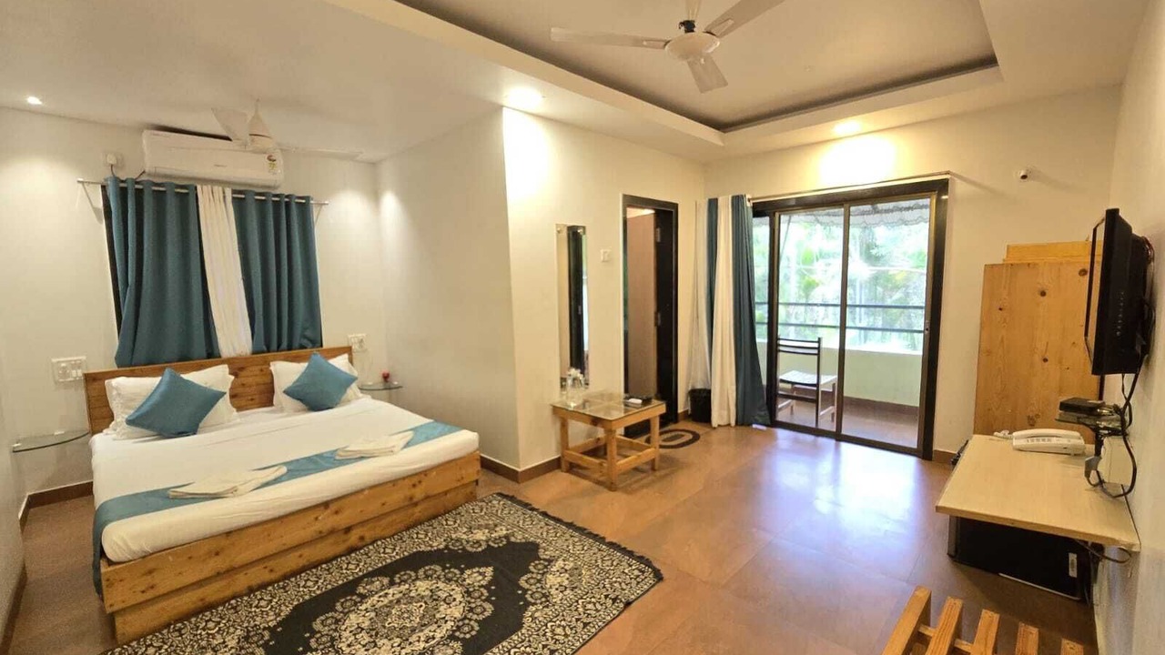 Photo of Bedroom in Ratnagiri