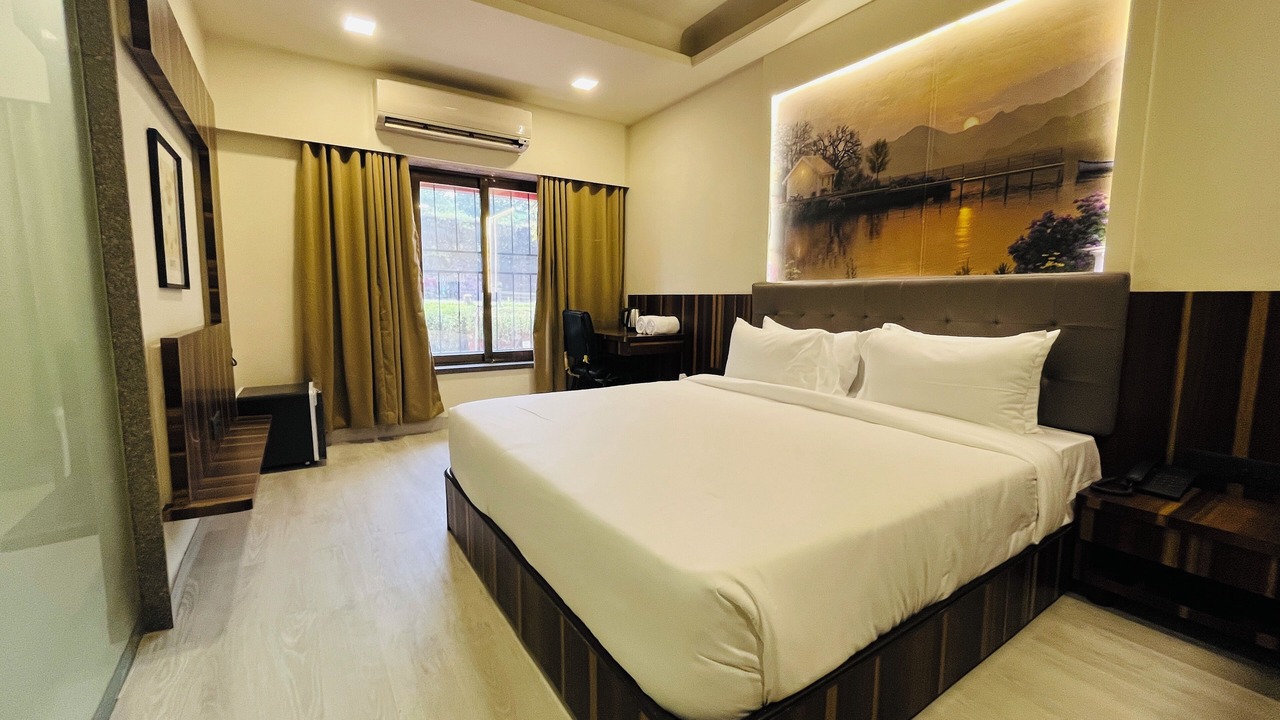 Photo of Bedroom in Lonavala