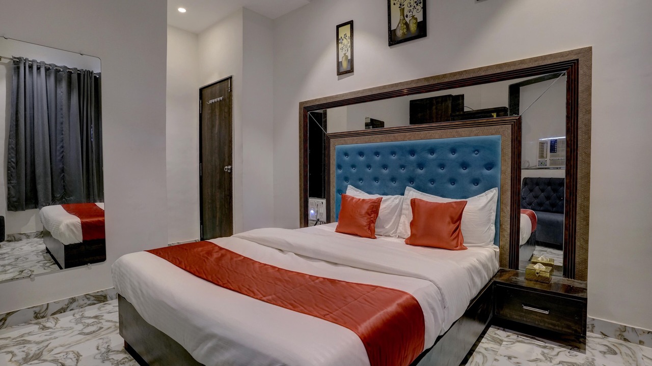 Photo of Bedroom in Girgaon