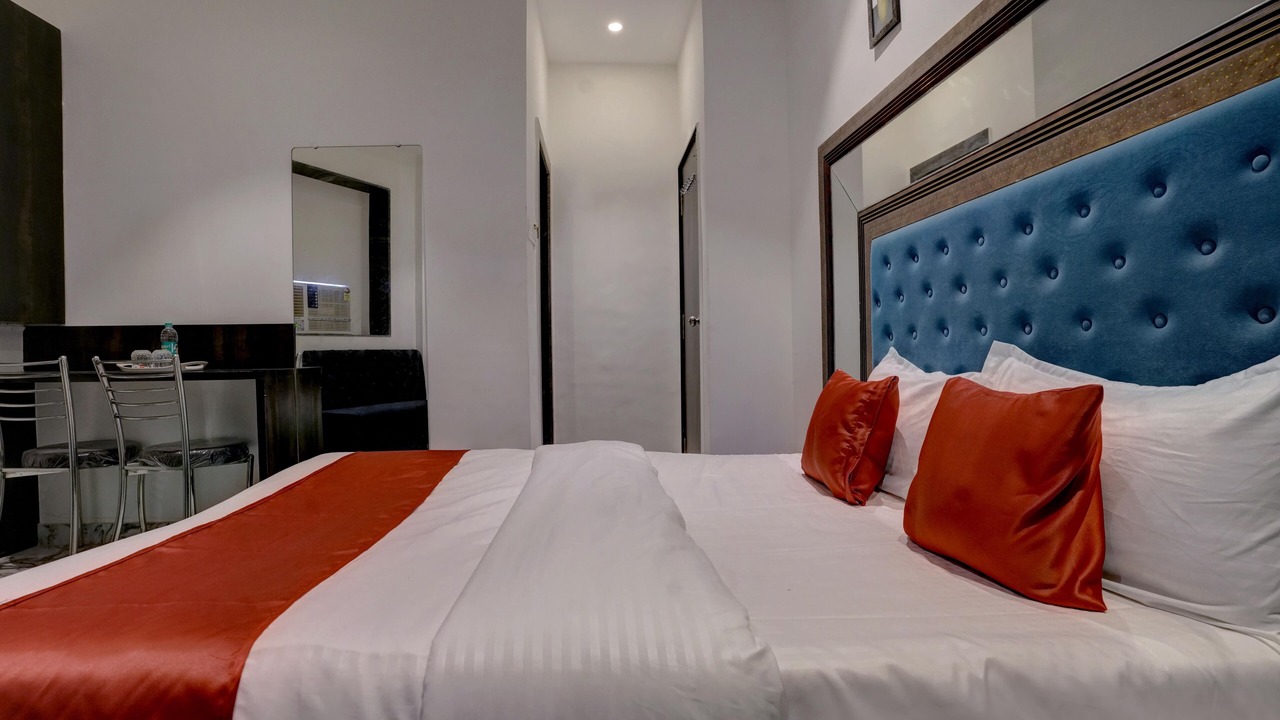 Photo of Bedroom in Girgaon
