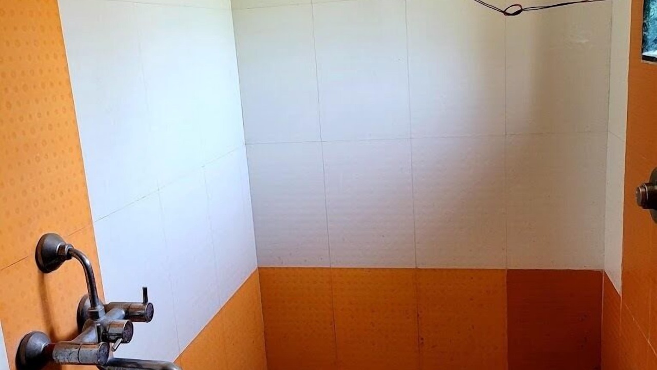 Photo of Bathroom in Devbag
