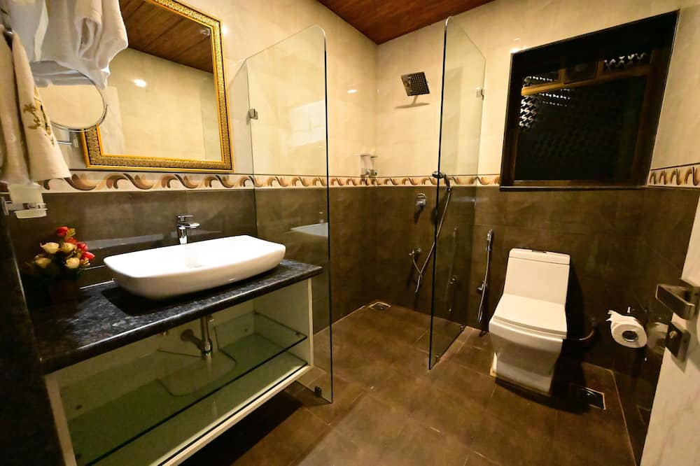 Photo of Bathroom in Ratnagiri