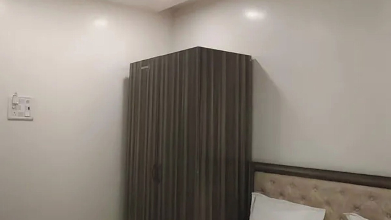 Photo of Bedroom in Amarnath