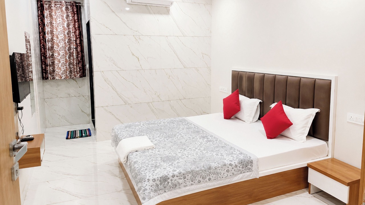 Photo of Bedroom in GIDC