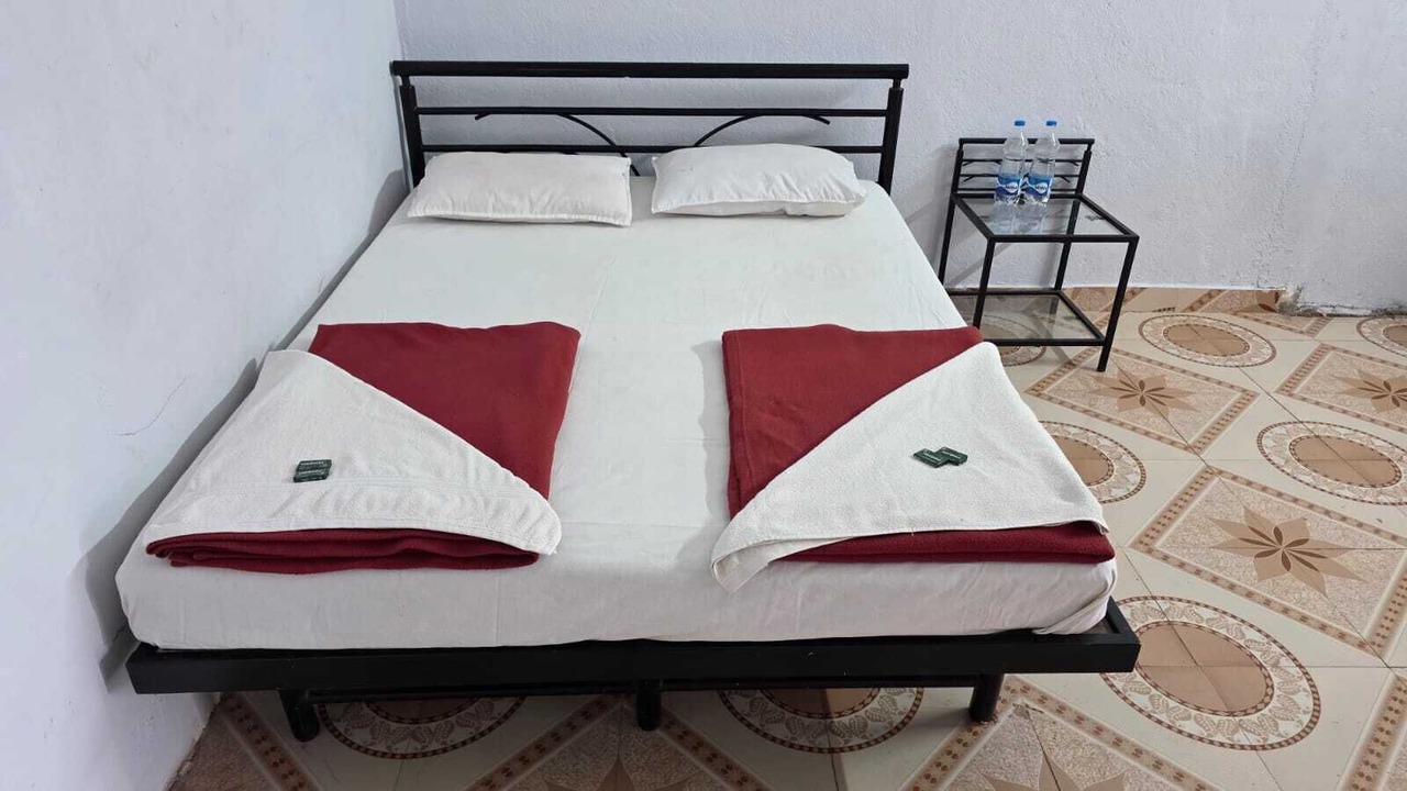 Photo of Bedroom in Jyotiba Dongar