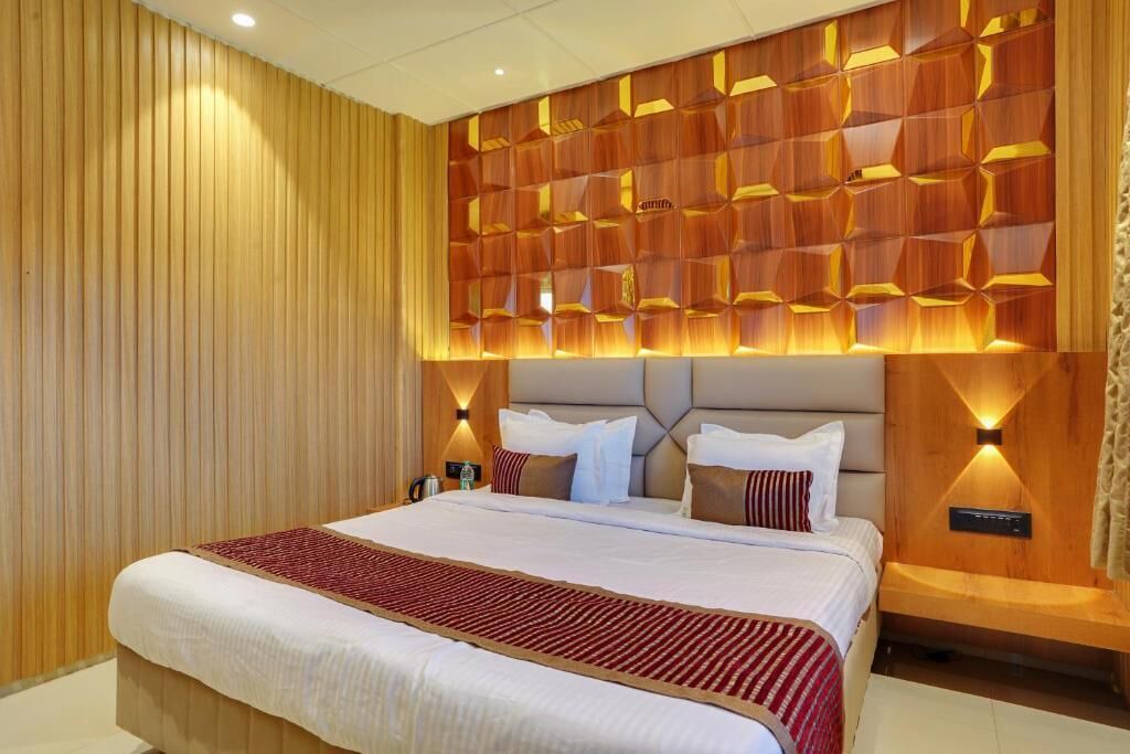 Photo of Bedroom in Mahabaleshwar