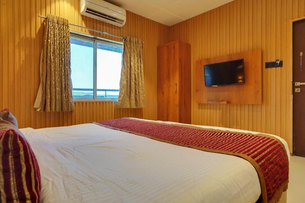 Photo of Bedroom in Mahabaleshwar