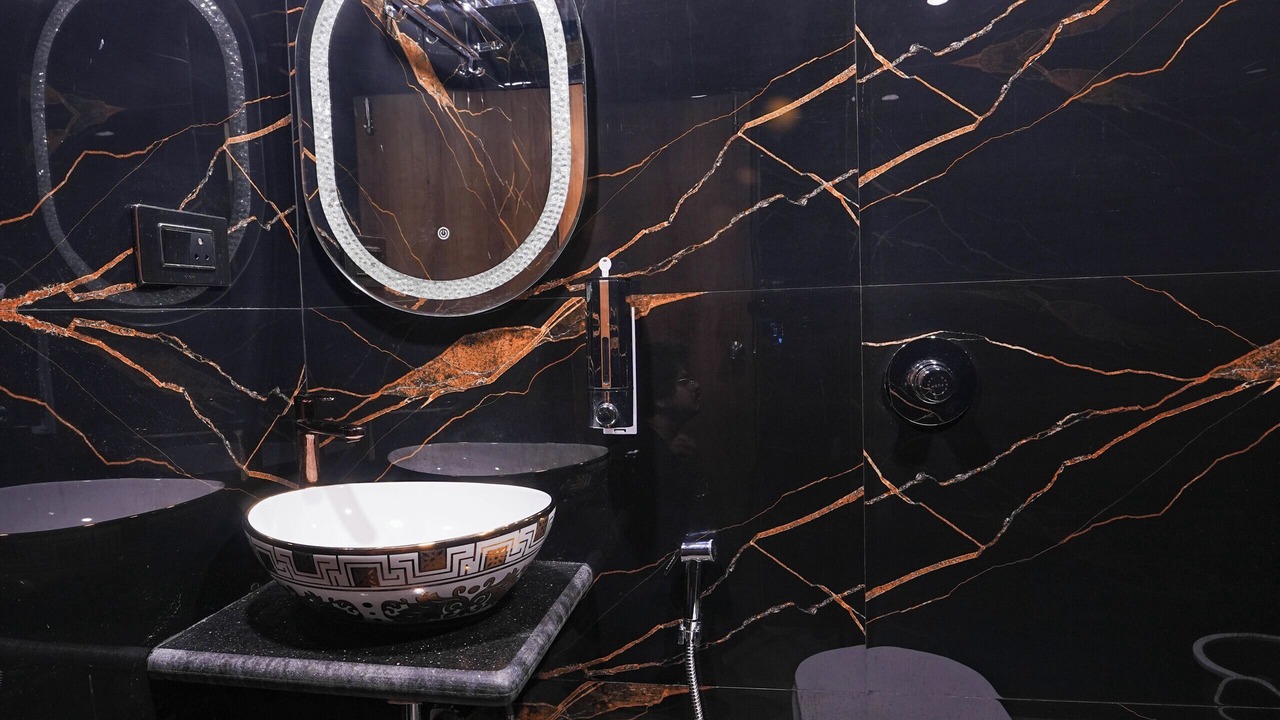 Photo of Bathroom in Santacruz West
