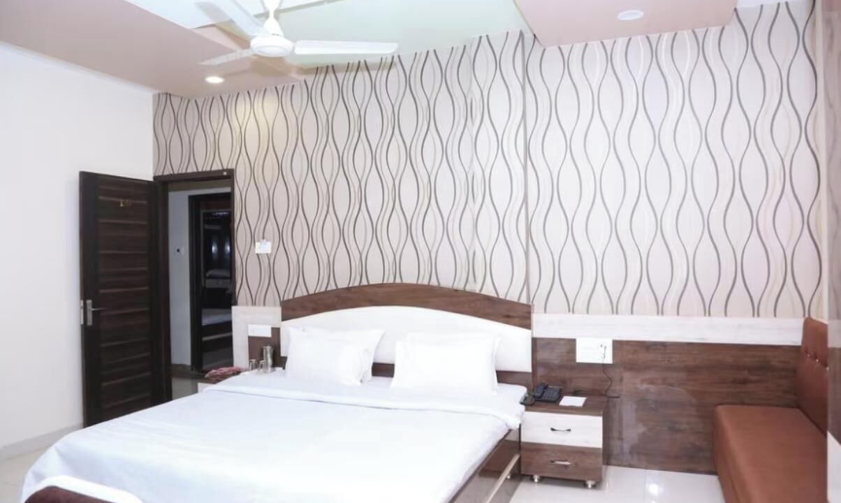 Photo of Bedroom in Khattalwada