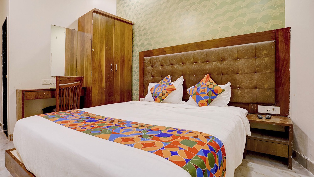 Photo of Bedroom in Jogeshwari East
