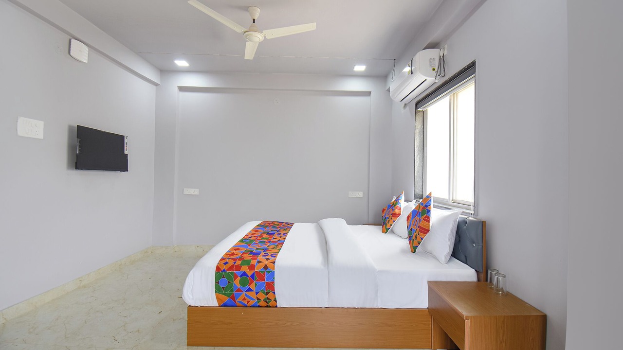 Photo of Bedroom in Hadapsar