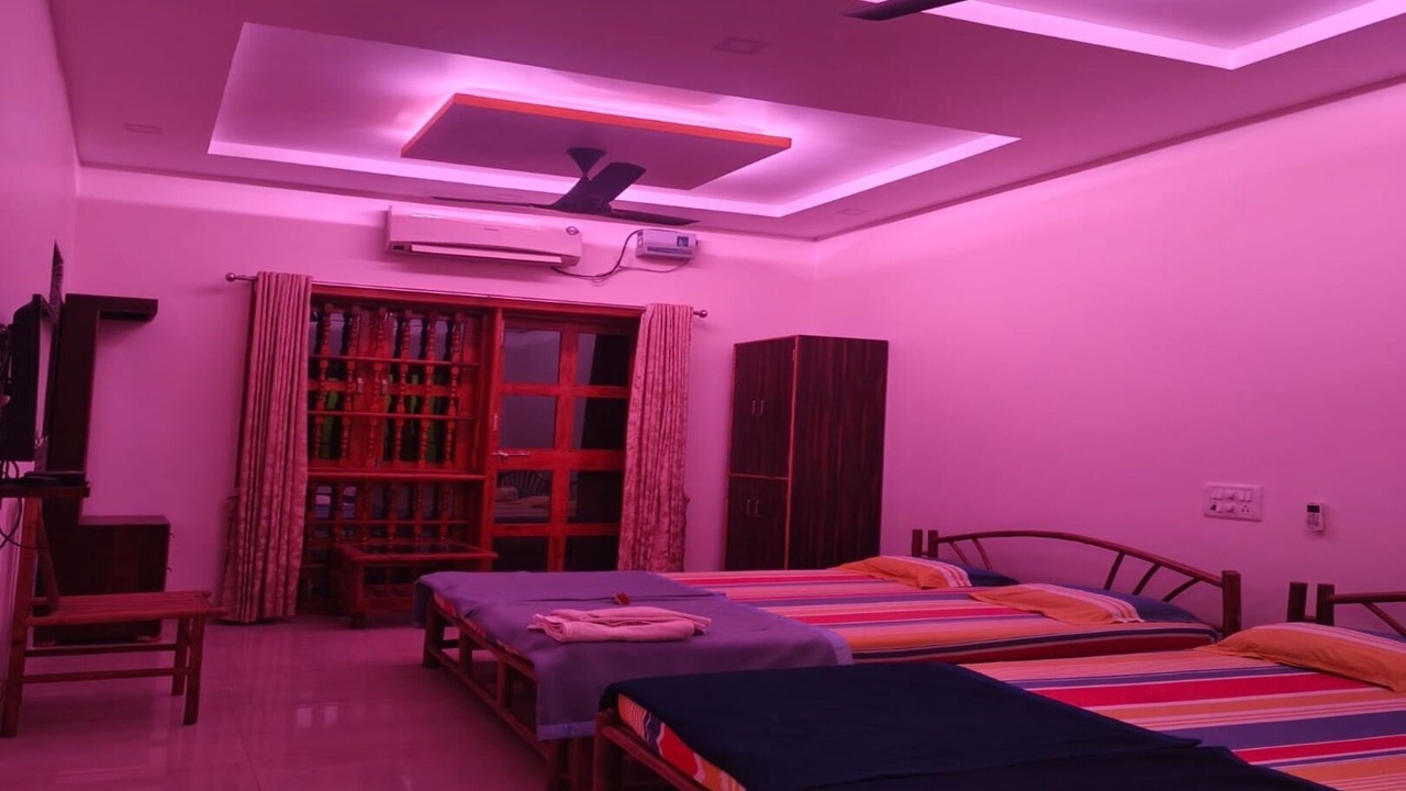 Photo of Bedroom in Tarkarli