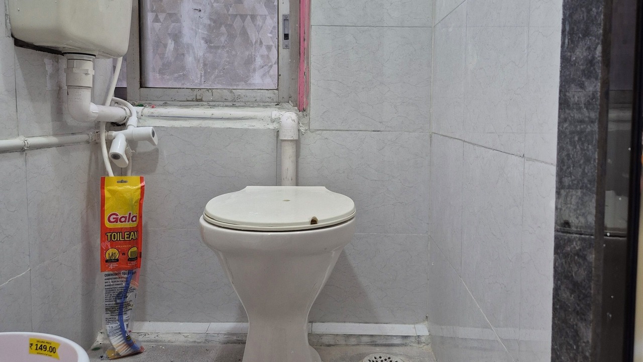 Photo of Bathroom in Ratnagiri