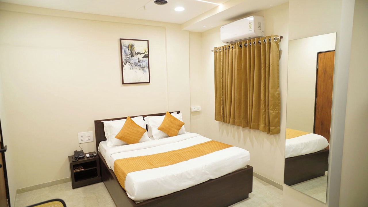 Photo of Bedroom in Kolhapur