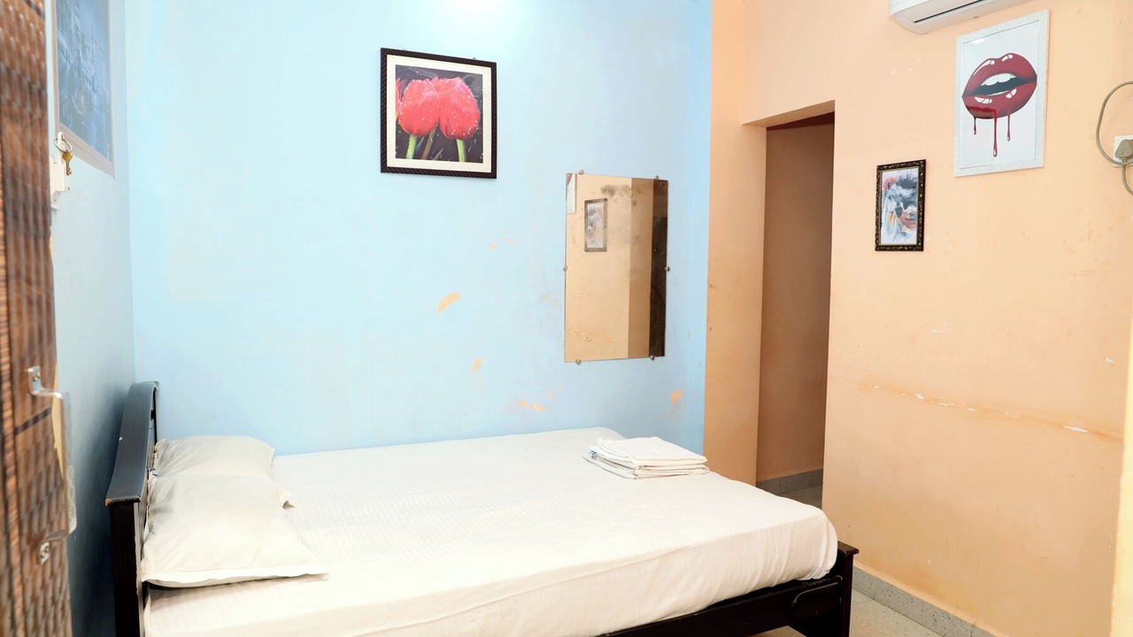 Photo of Bedroom in Tiruvannamalai