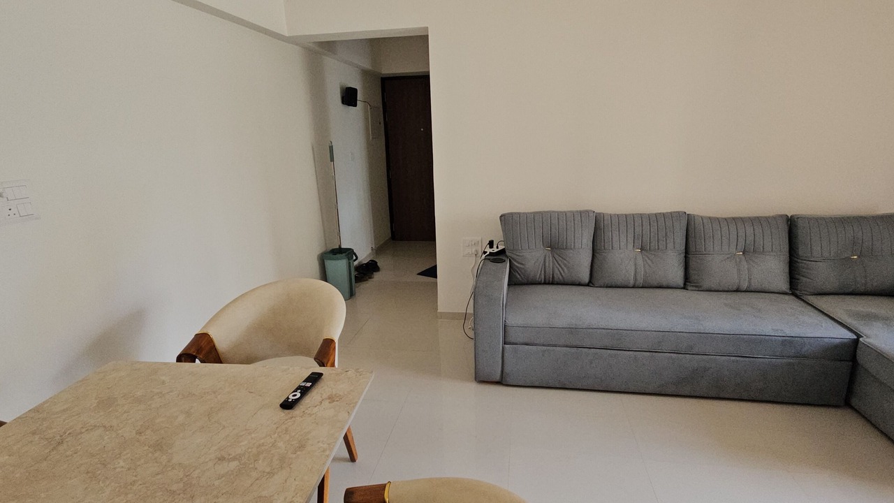 Photo of Livingroom in Thane West