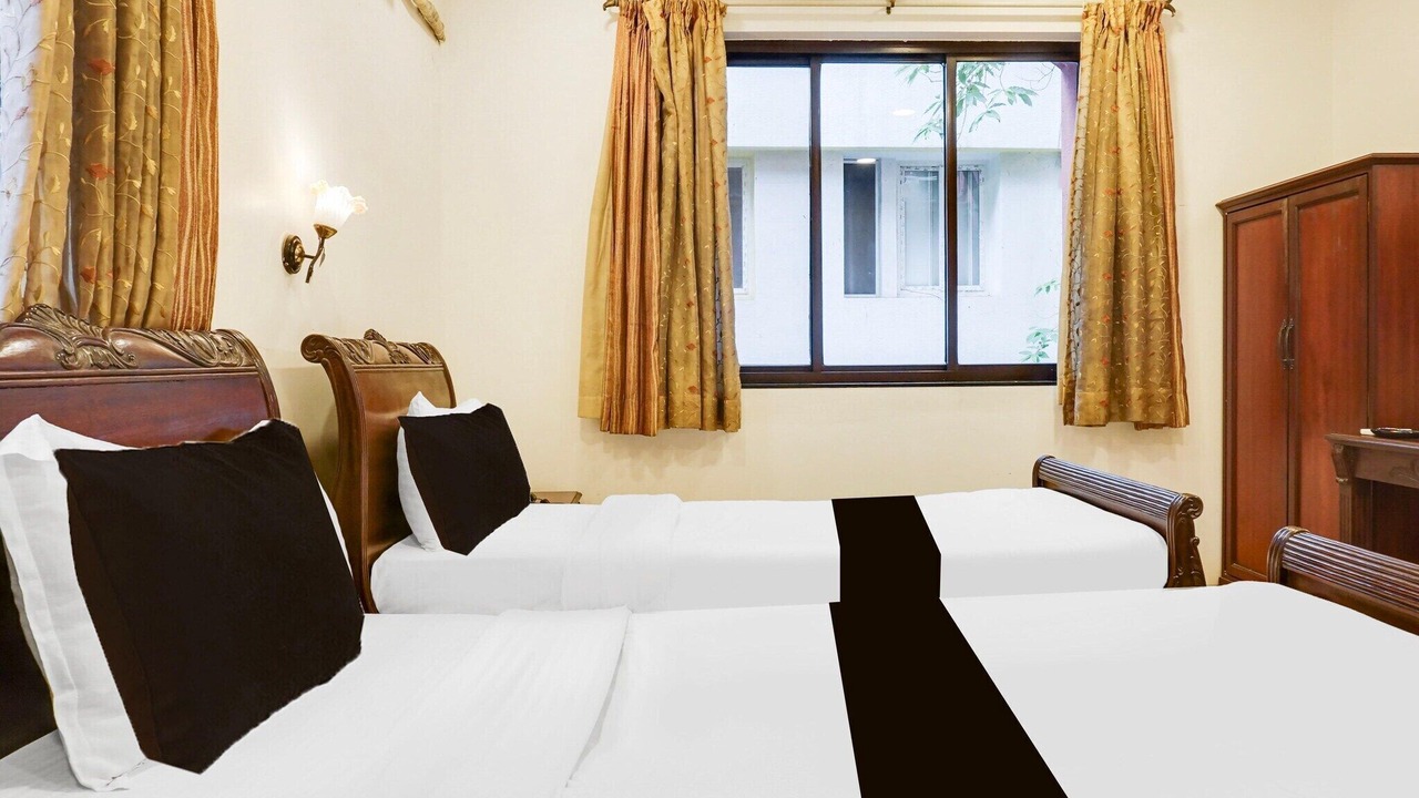 Photo of Others in Erandwane