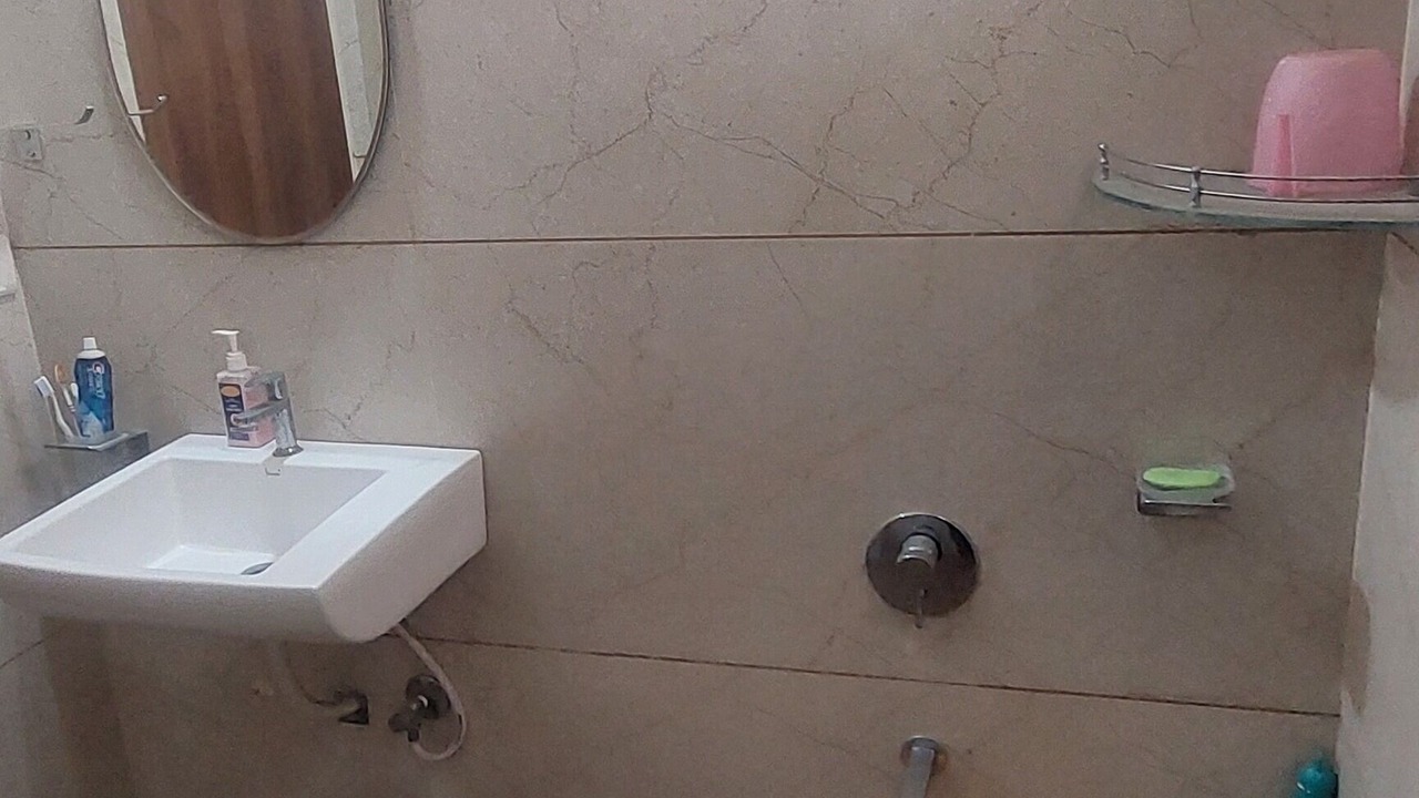 Photo of Bathroom in Dumas