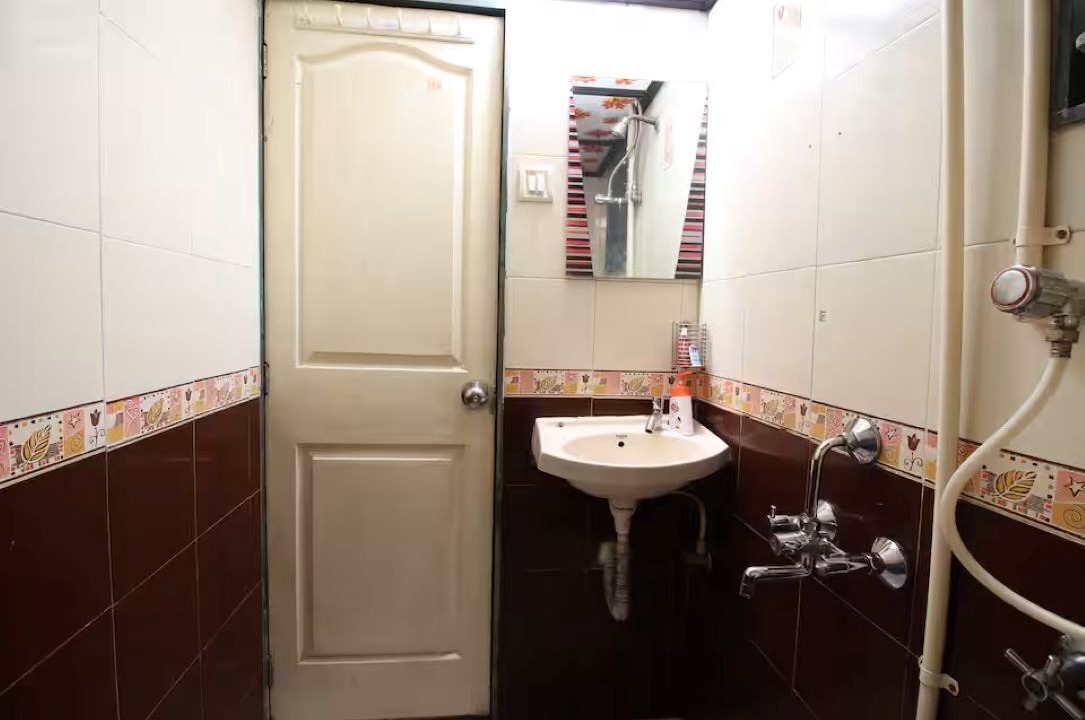 Photo of Bathroom in Kandiwali West