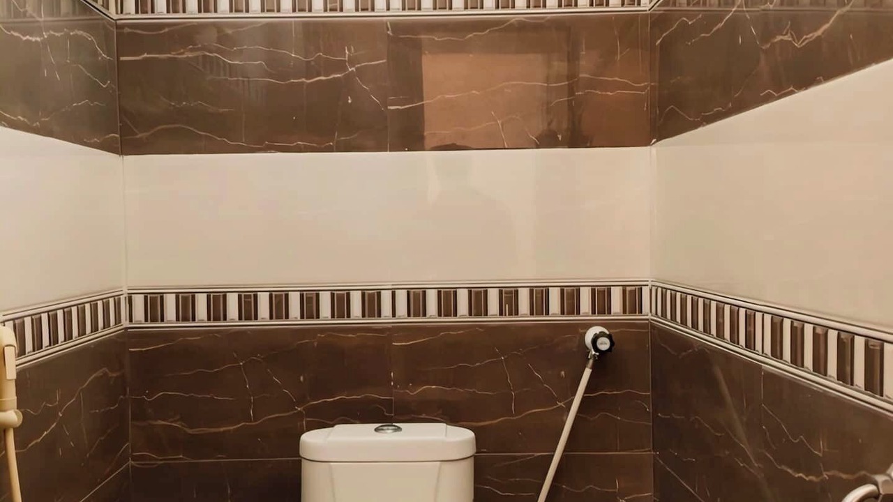 Photo of Bathroom in Tiruvannamalai