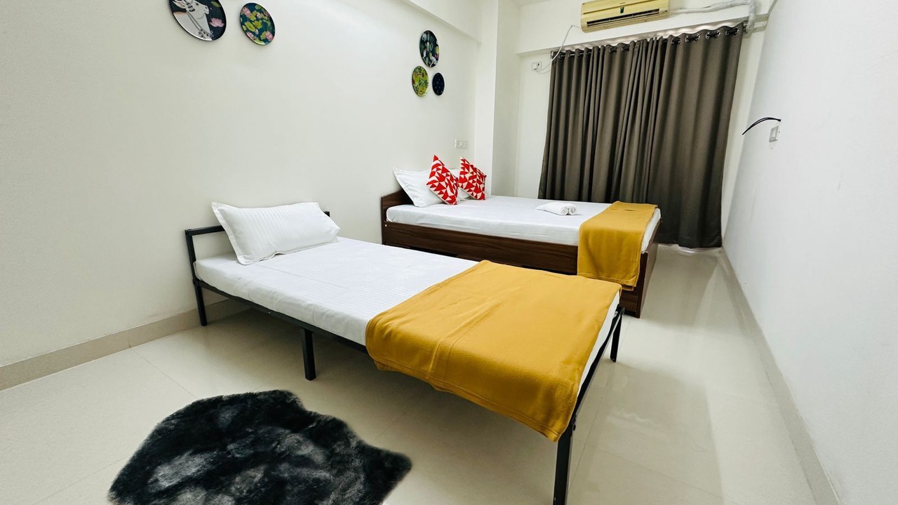 Photo of Bedroom in Parel