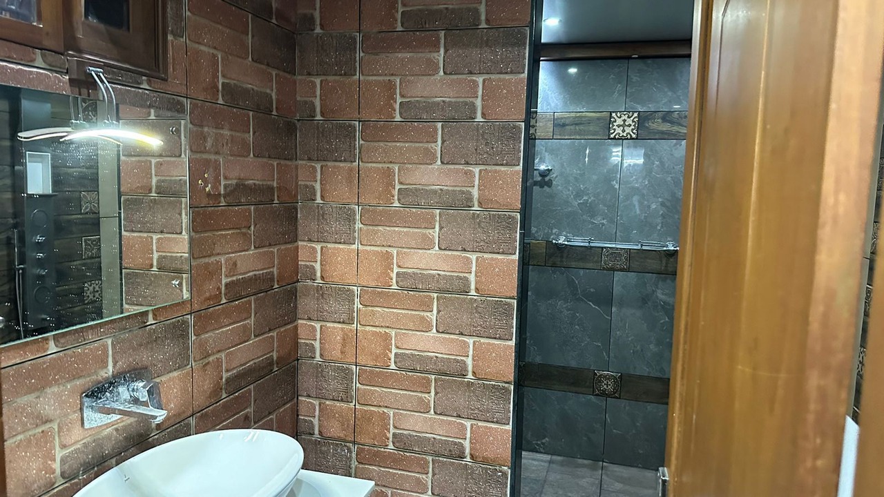 Photo of Bathroom in Kaloor