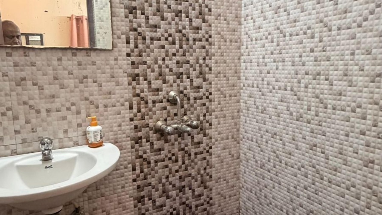 Photo of Bathroom in Perambur Purasavakam