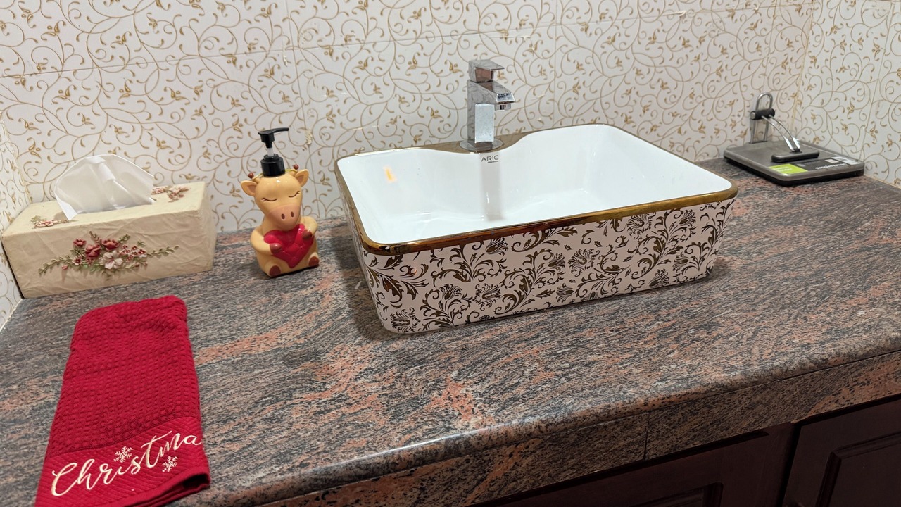 Photo of Bathroom in Kainakary