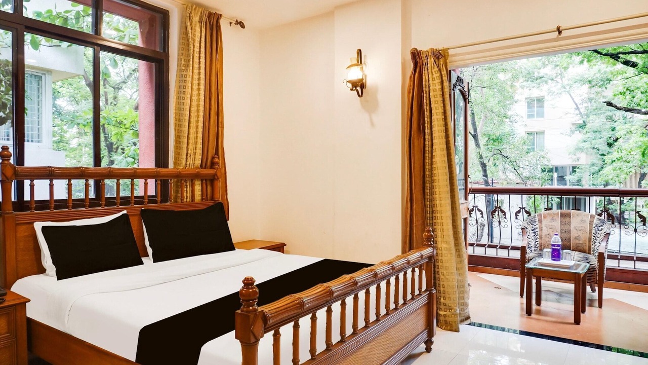 Photo of Others in Erandwane
