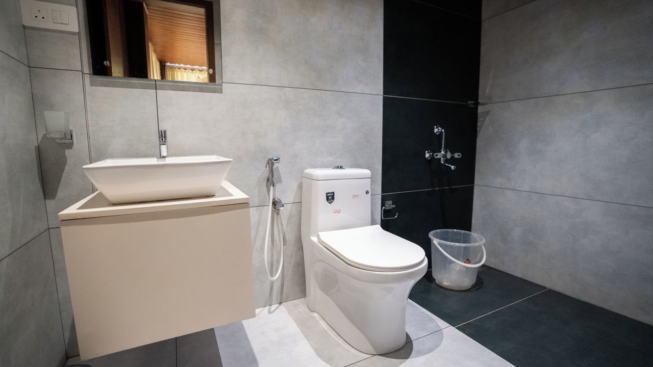 Photo of Bathroom in Eramalloor