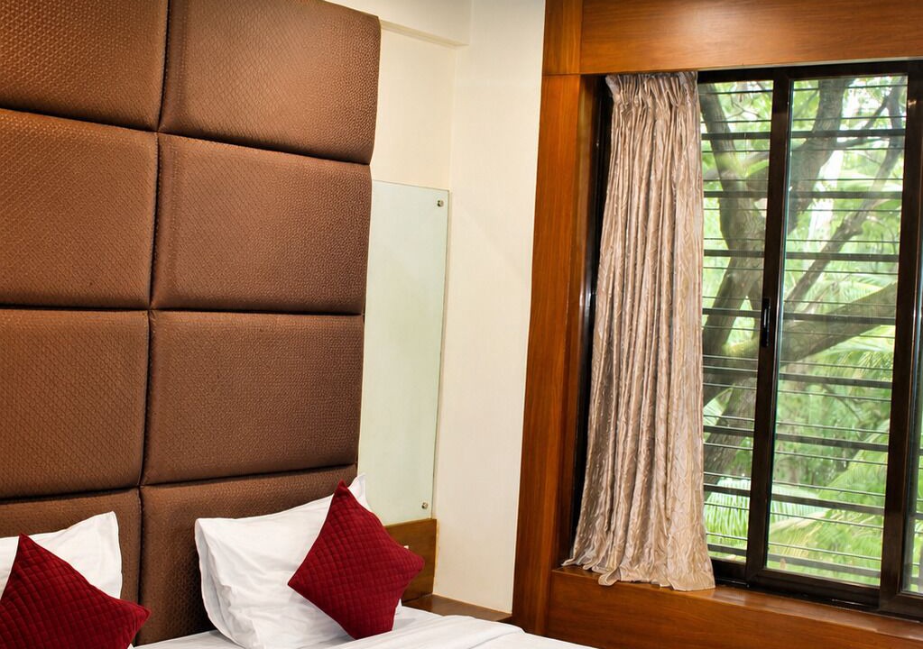 Photo of Bedroom in Yerawada