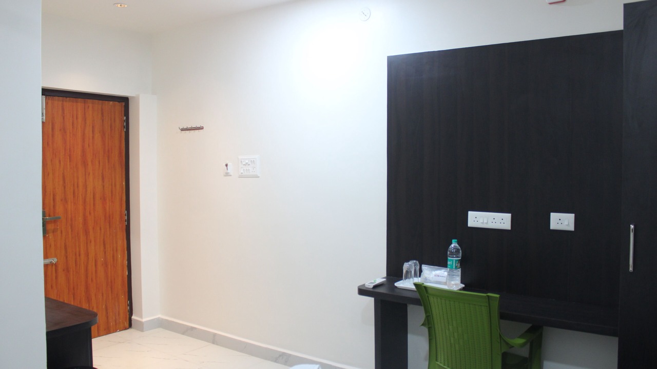 Photo of Bedroom in Tiruvannamalai