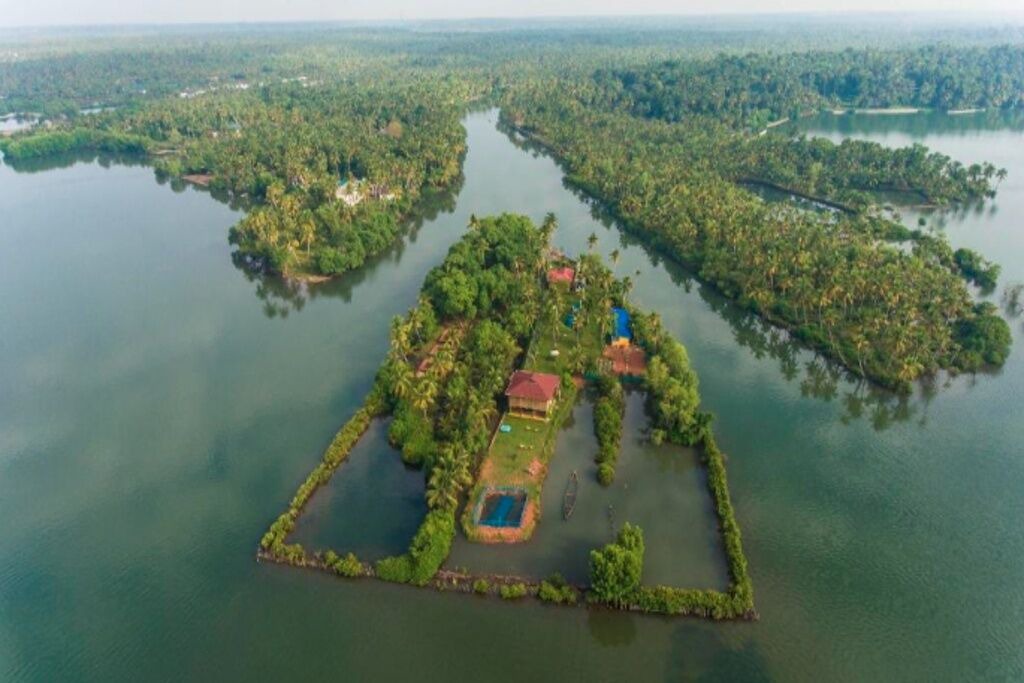 Photo of Outdoor in Munroe Island