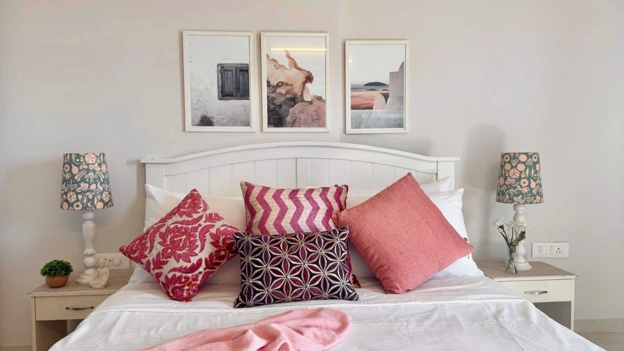 Photo of Bedroom in Bandra East