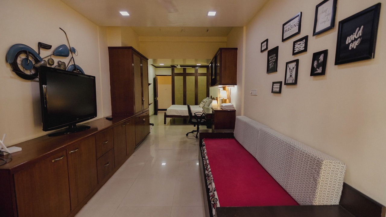 Photo of Bedroom in Dadar East