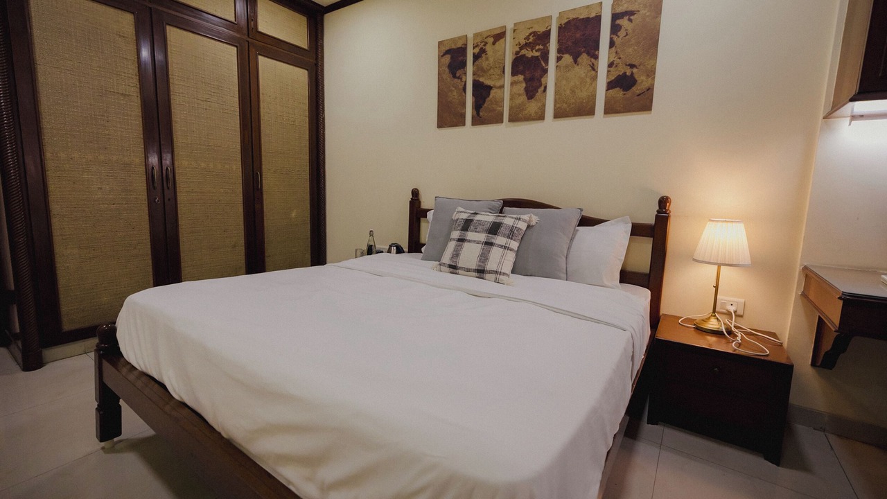 Photo of Bedroom in Dadar East