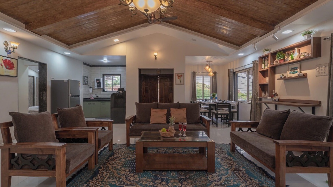 Photo of Livingroom in Mahabaleshwar