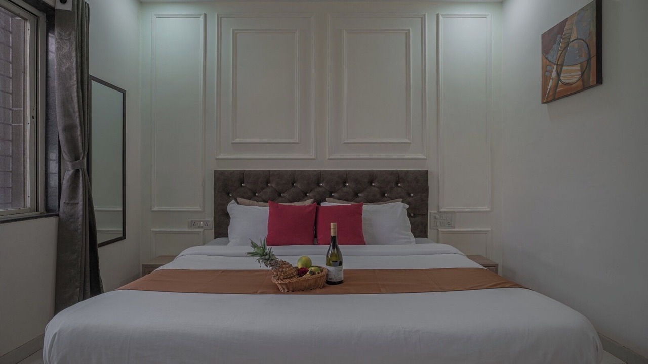 Photo of Bedroom in Mahabaleshwar